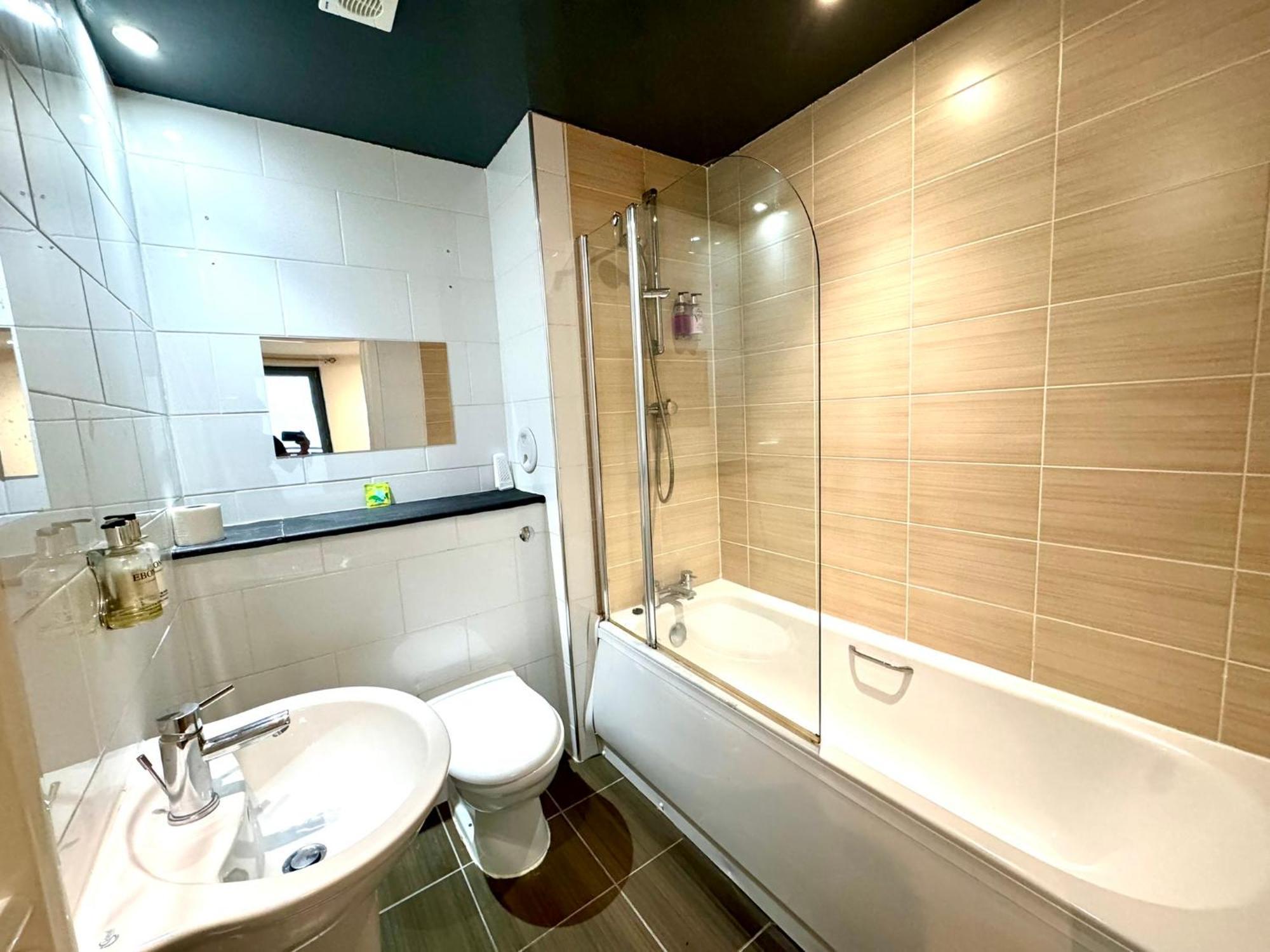 Ocean Park Apartments - Oceanfront - Free Parking And Fast Wifi Edinburgh Ngoại thất bức ảnh