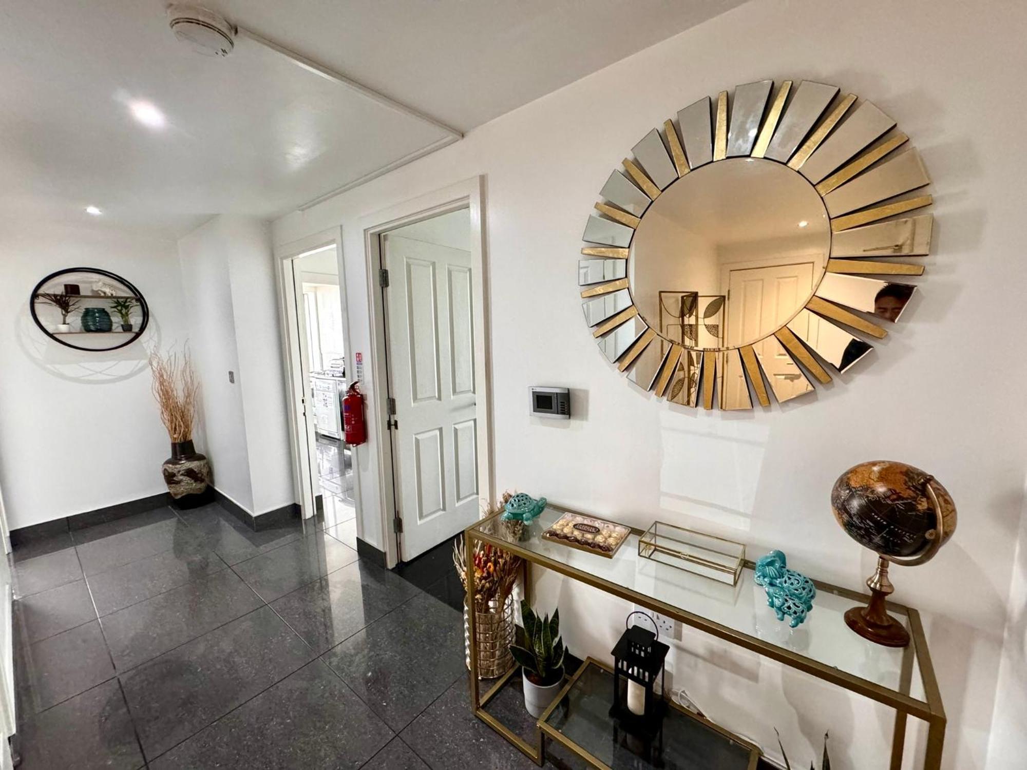 Ocean Park Apartments - Oceanfront - Free Parking And Fast Wifi Edinburgh Ngoại thất bức ảnh