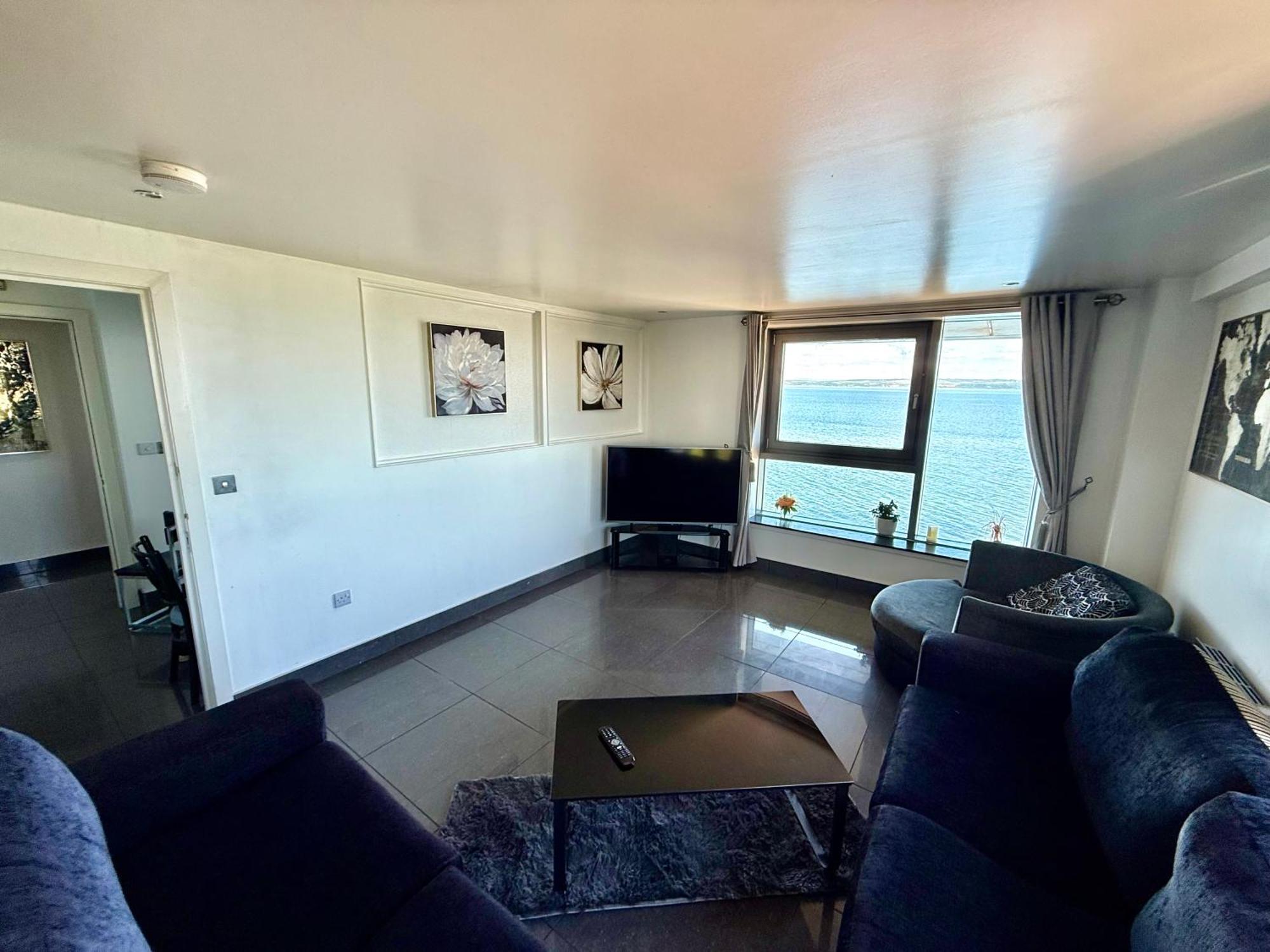 Ocean Park Apartments - Oceanfront - Free Parking And Fast Wifi Edinburgh Ngoại thất bức ảnh